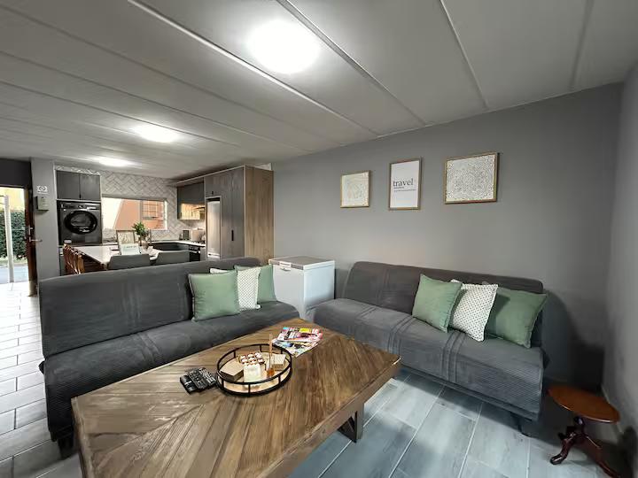 Mossel 102 gallery image 2